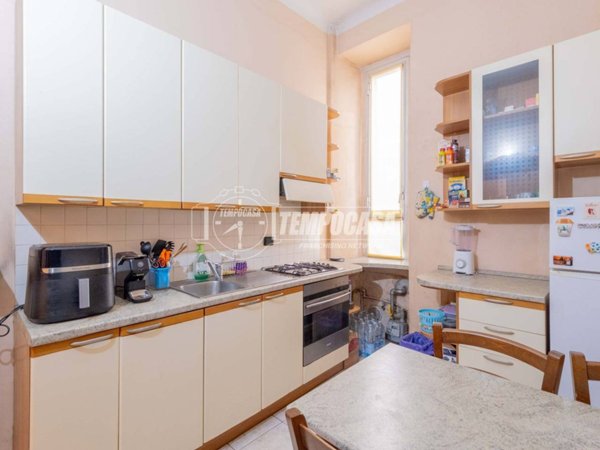 appartamento in vendita a Milano in zona Segnano