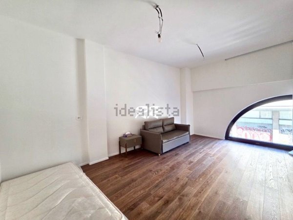 appartamento in vendita a Milano in zona Paolo Sarpi