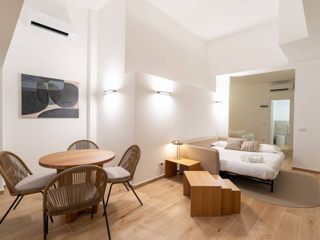 appartamento in vendita a Milano in zona Ghisolfa