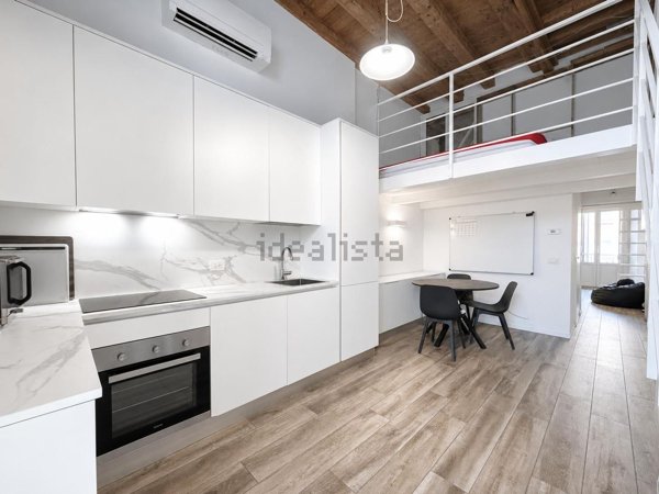 appartamento in vendita a Milano in zona Porta Genova