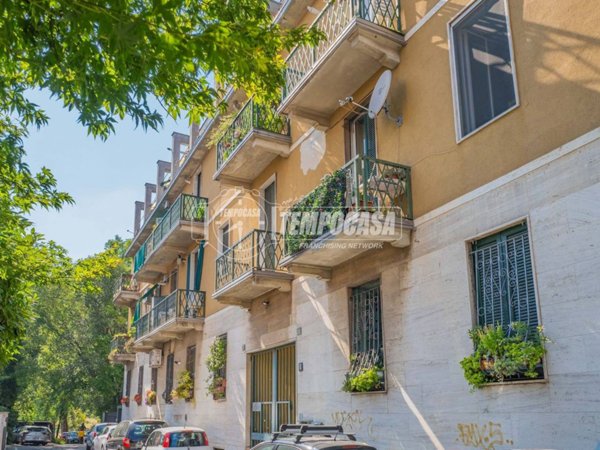 appartamento in vendita a Milano in zona Affori