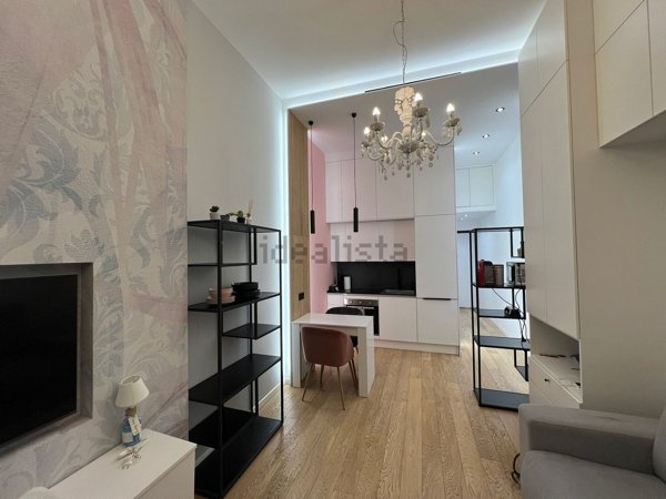 appartamento in vendita a Milano in zona Famagosta