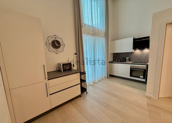 casa indipendente in vendita a Milano in zona Scalo Romana