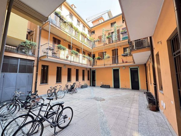 appartamento in vendita a Milano in zona Porta Ticinese