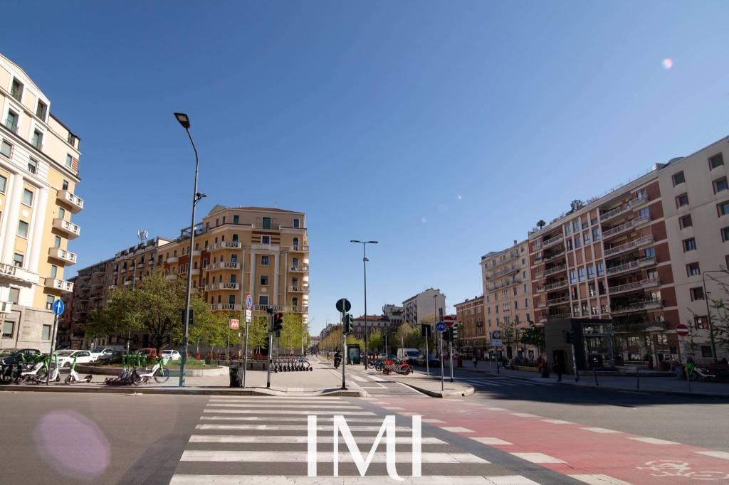 appartamento in vendita a Milano in zona Solari