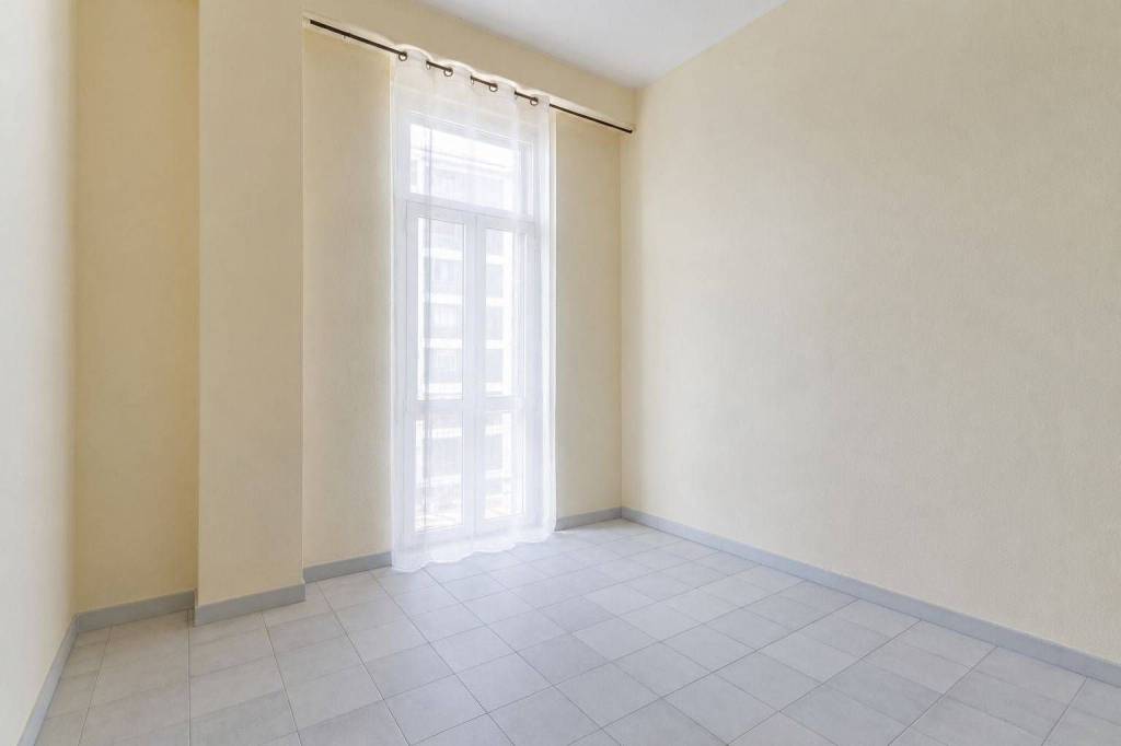 appartamento in vendita a Milano in zona Porta Genova
