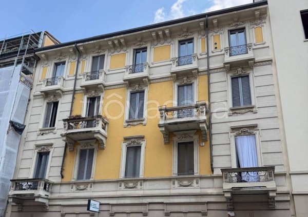 appartamento in vendita a Milano in zona Isola