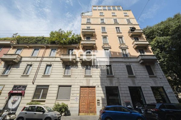appartamento in vendita a Milano in zona Sempione