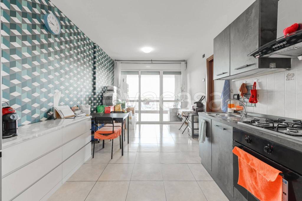 appartamento in vendita a Milano in zona Bovisa
