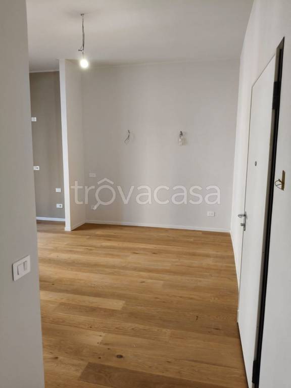 appartamento in vendita a Milano in zona Sant'Ambrogio