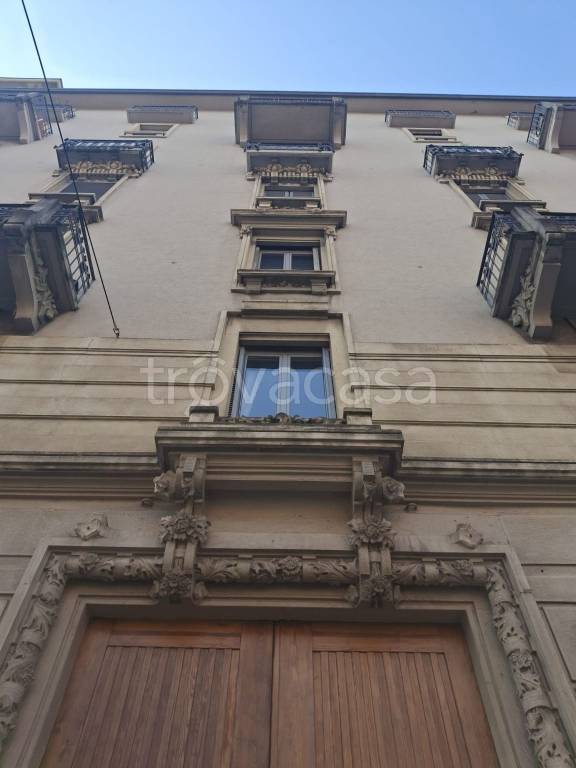 appartamento in vendita a Milano in zona Isola