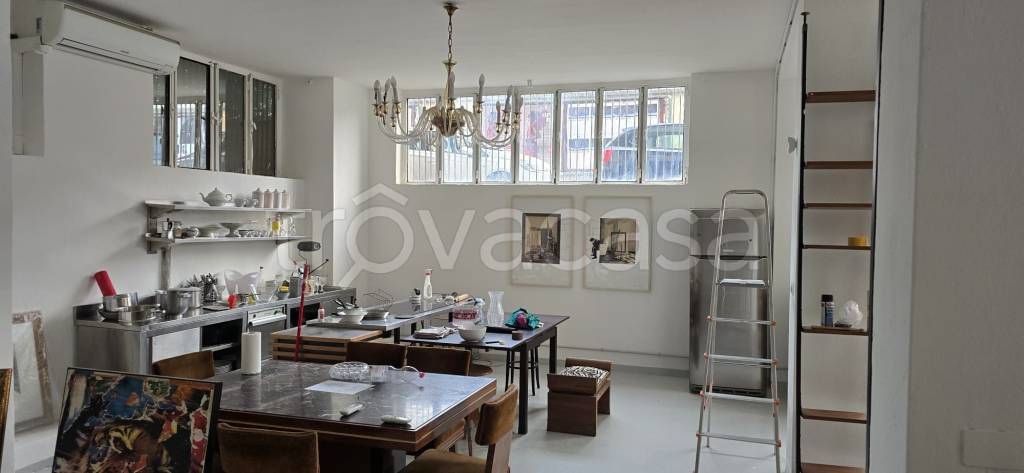 ufficio in vendita a Milano in zona Maggiolina
