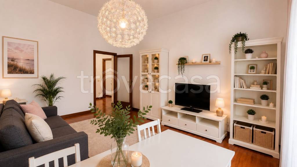 appartamento in vendita a Milano in zona Farini