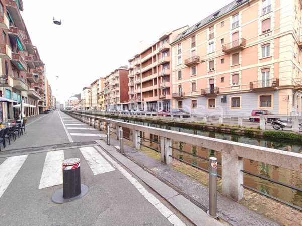 appartamento in vendita a Milano in zona Porta Genova