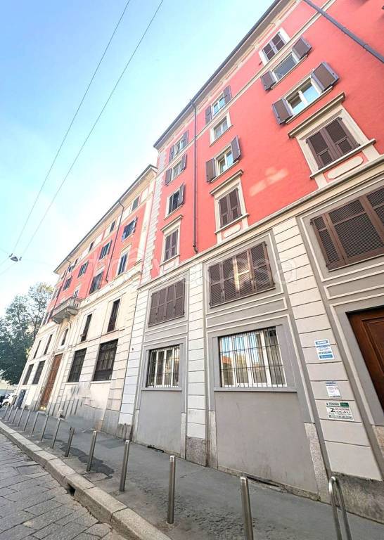 appartamento in vendita a Milano in zona Porta Ticinese