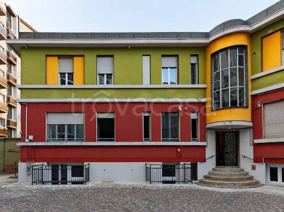 appartamento in vendita a Milano in zona Bovisa