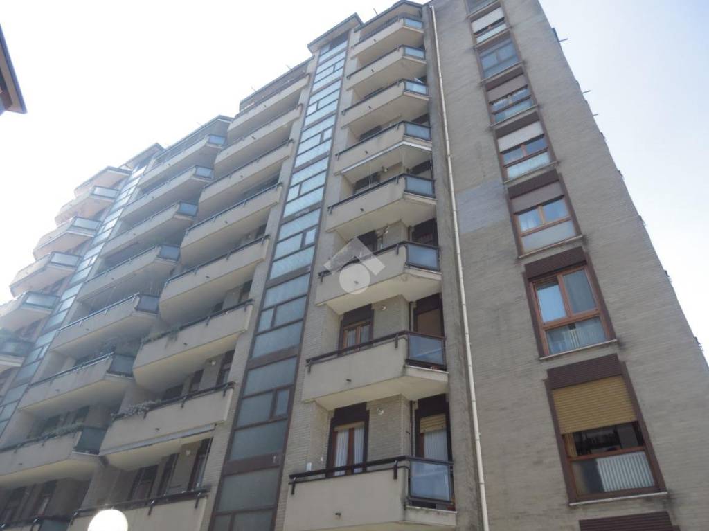appartamento in vendita a Milano in zona Bande Nere
