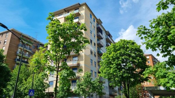 appartamento in vendita a Milano in zona Bande Nere