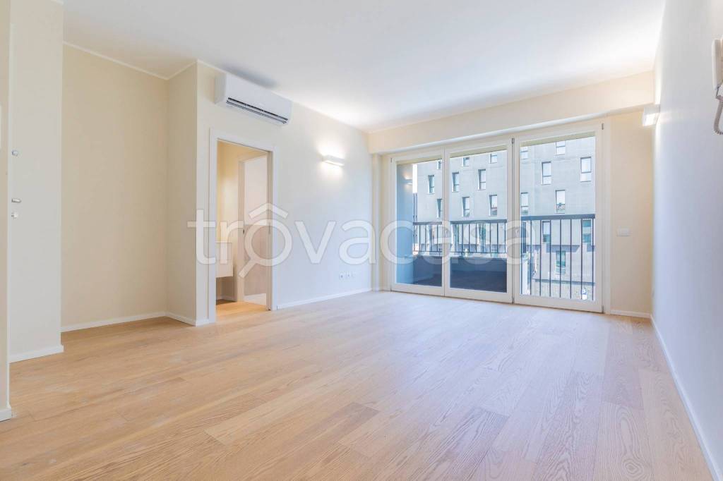 appartamento in vendita a Milano in zona Forlanini