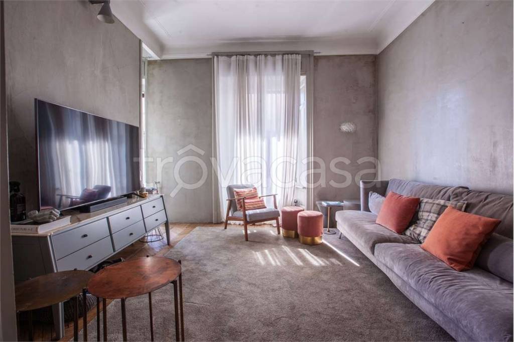 appartamento in vendita a Milano in zona Calvairate