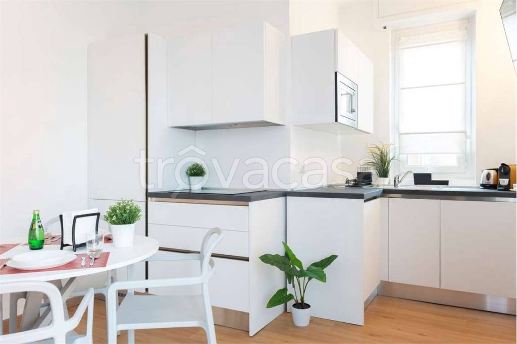 appartamento in vendita a Milano in zona Dergano