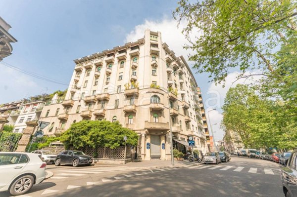 appartamento in vendita a Milano in zona Solari