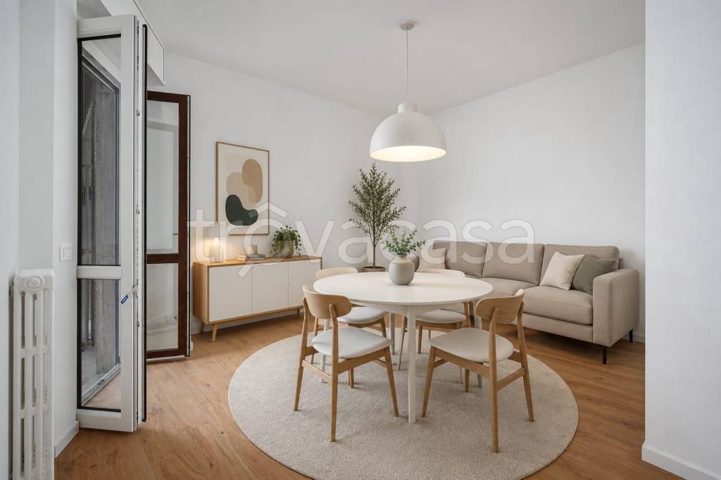 appartamento in vendita a Milano in zona Corvetto