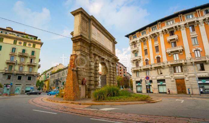 negozio in vendita a Milano in zona Porta Romana