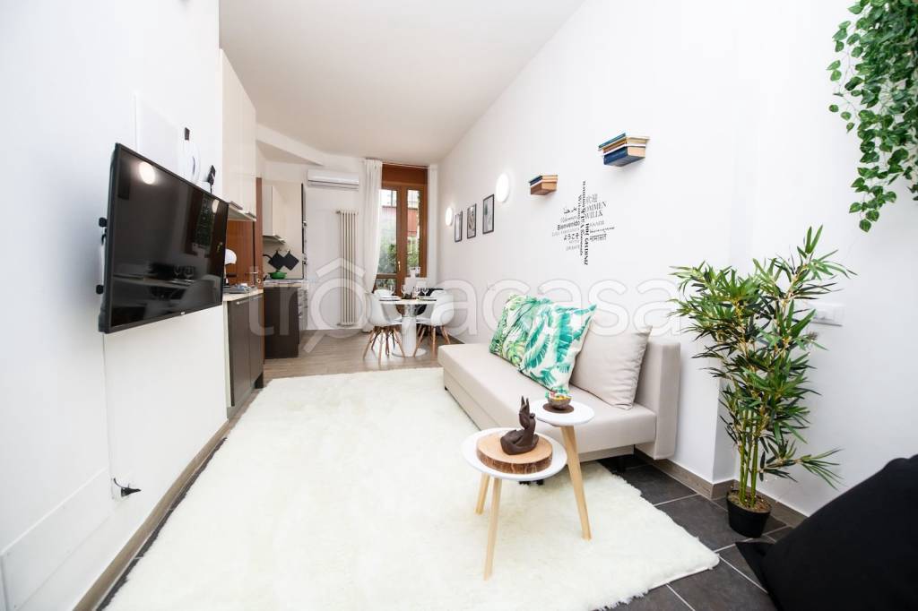 appartamento in vendita a Milano in zona Crescenzago