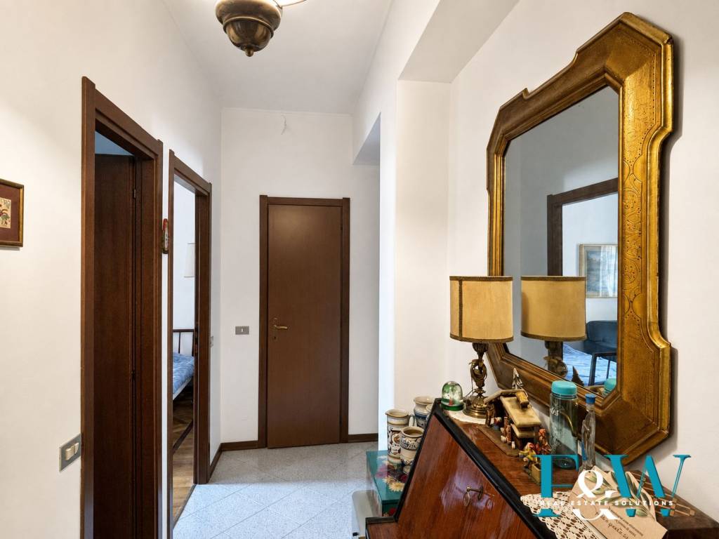 appartamento in vendita a Milano in zona Solari