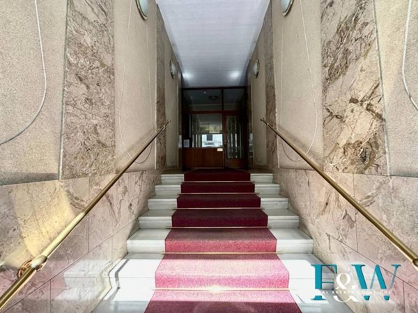 appartamento in vendita a Milano in zona De Angeli