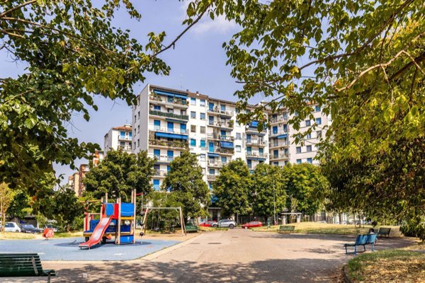 appartamento in vendita a Milano in zona Bande Nere