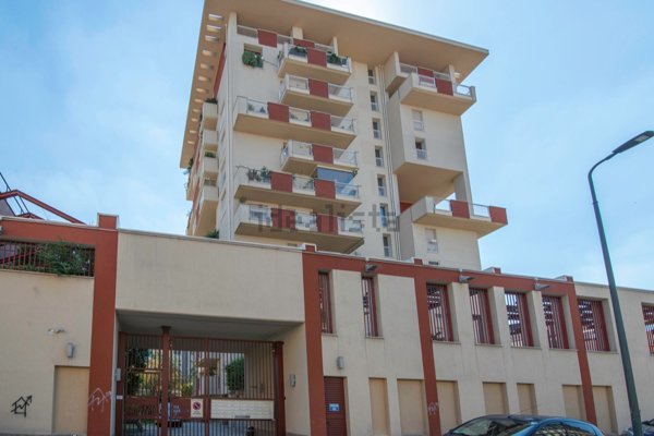 appartamento in vendita a Milano in zona Scalo Romana