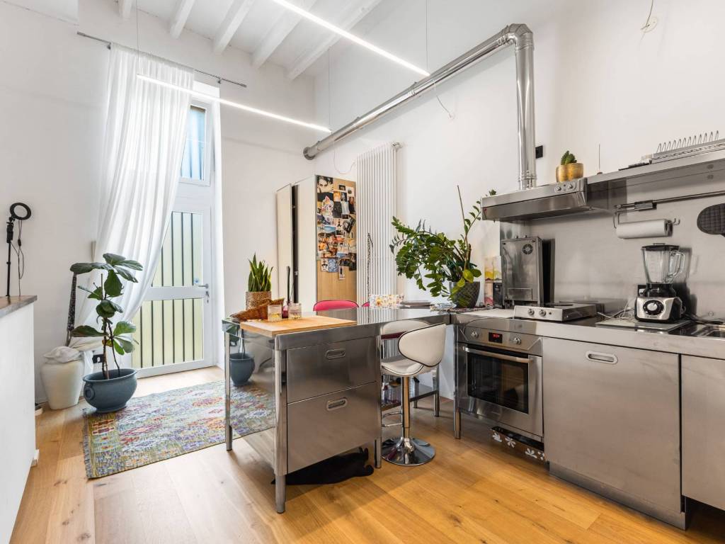 appartamento in vendita a Milano in zona Turro