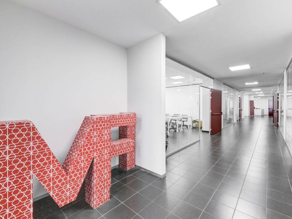 ufficio in vendita a Milano in zona Bovisa