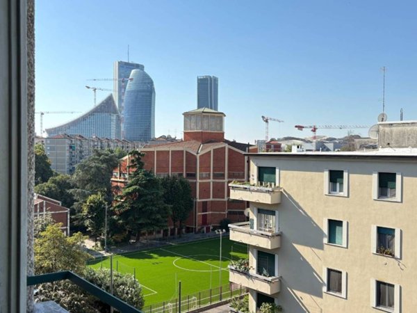 appartamento in vendita a Milano in zona Il Portello