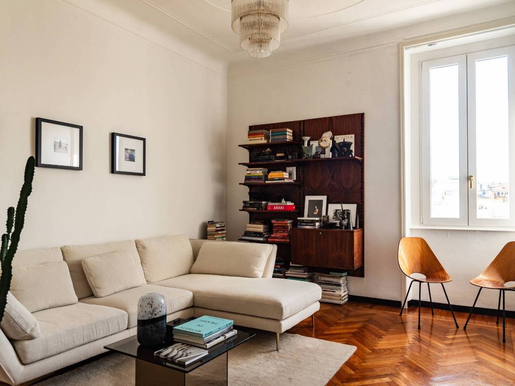 appartamento in vendita a Milano in zona Porta Genova