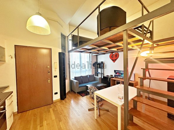 appartamento in vendita a Milano in zona Città Studi