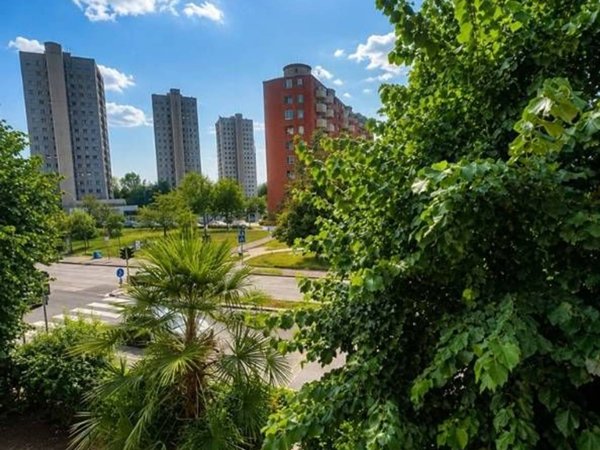 appartamento in vendita a Milano in zona Bovisasca