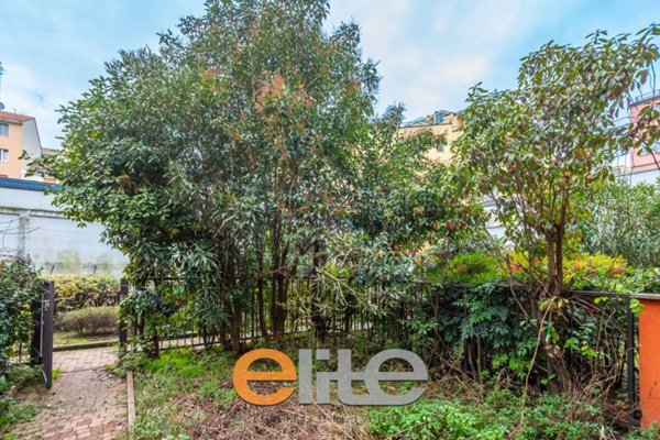 casa indipendente in vendita a Milano in zona Calvairate