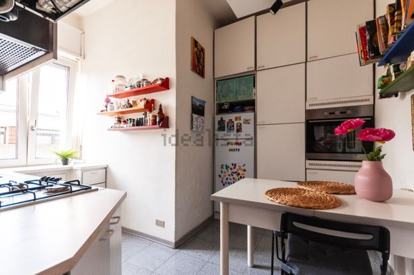 appartamento in vendita a Milano in zona Sempione