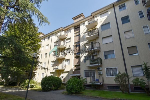 appartamento in vendita a Milano in zona Forlanini