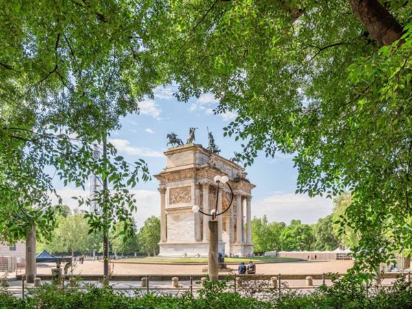 appartamento in vendita a Milano in zona Sempione