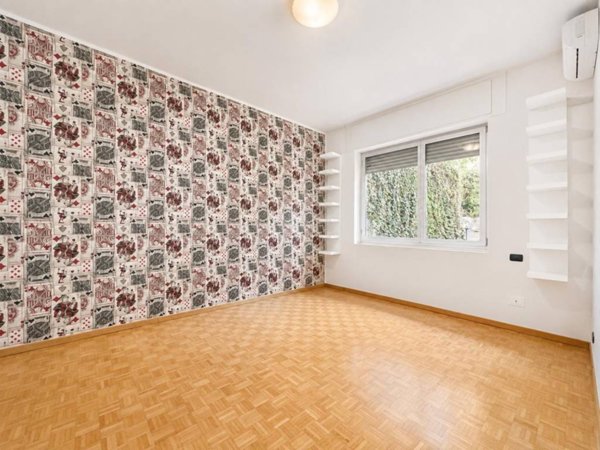 appartamento in vendita a Milano in zona Solari