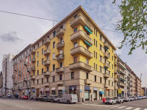 appartamento in vendita a Milano in zona Corsica
