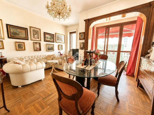 appartamento in vendita a Milano in zona Isola