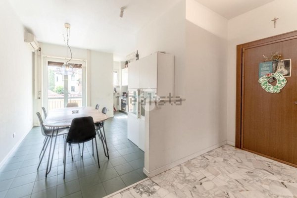appartamento in vendita a Milano in zona Ghisolfa