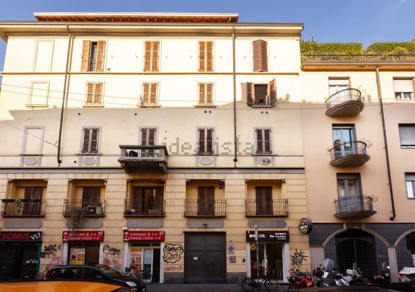 appartamento in vendita a Milano in zona Sempione
