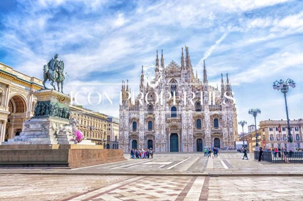 ufficio in vendita a Milano in zona Centro Storico