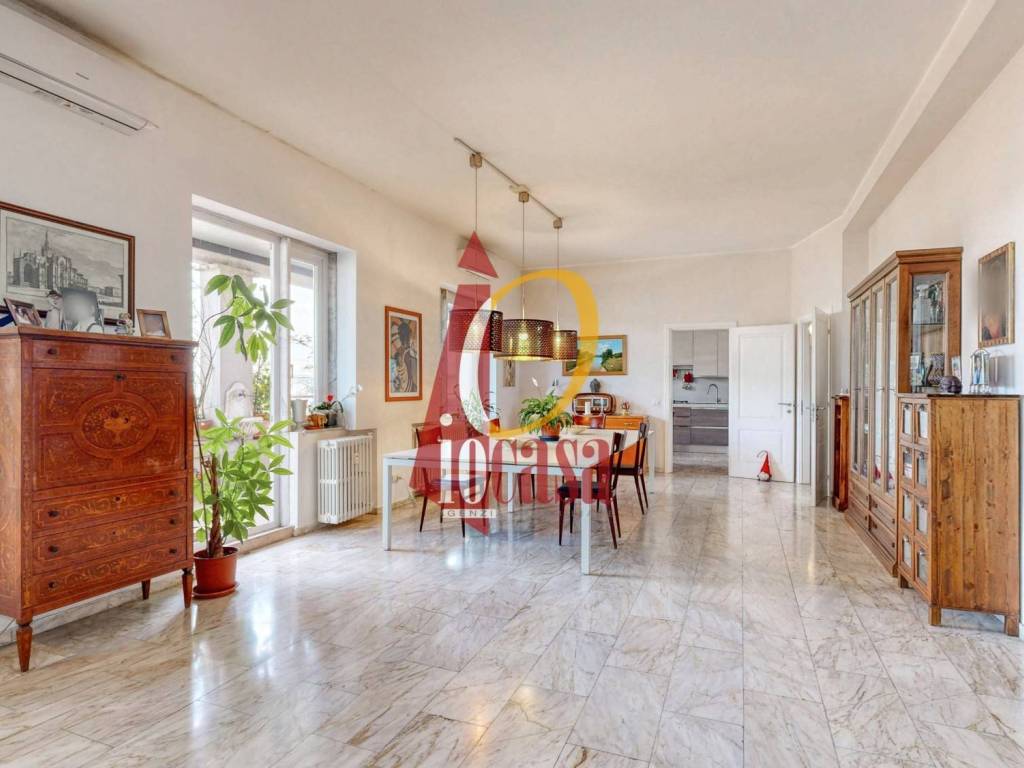 appartamento in vendita a Milano in zona Piazzale Lodi